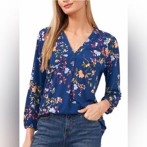 Two By Vince Camuto Women's V-Neck Top